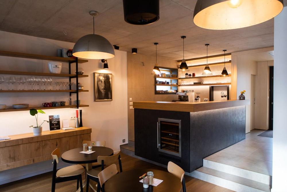 Vigeo Lounge B&B Coffee Bojnice Ngoại thất bức ảnh