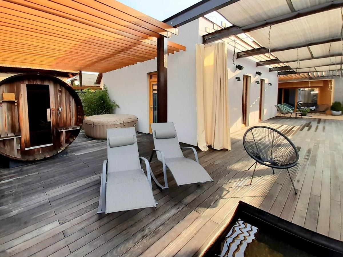 Vigeo Lounge B&B Coffee Bojnice Ngoại thất bức ảnh