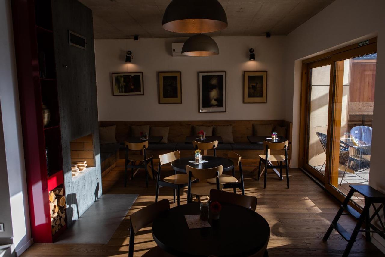 Vigeo Lounge B&B Coffee Bojnice Ngoại thất bức ảnh